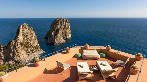 Capri: L